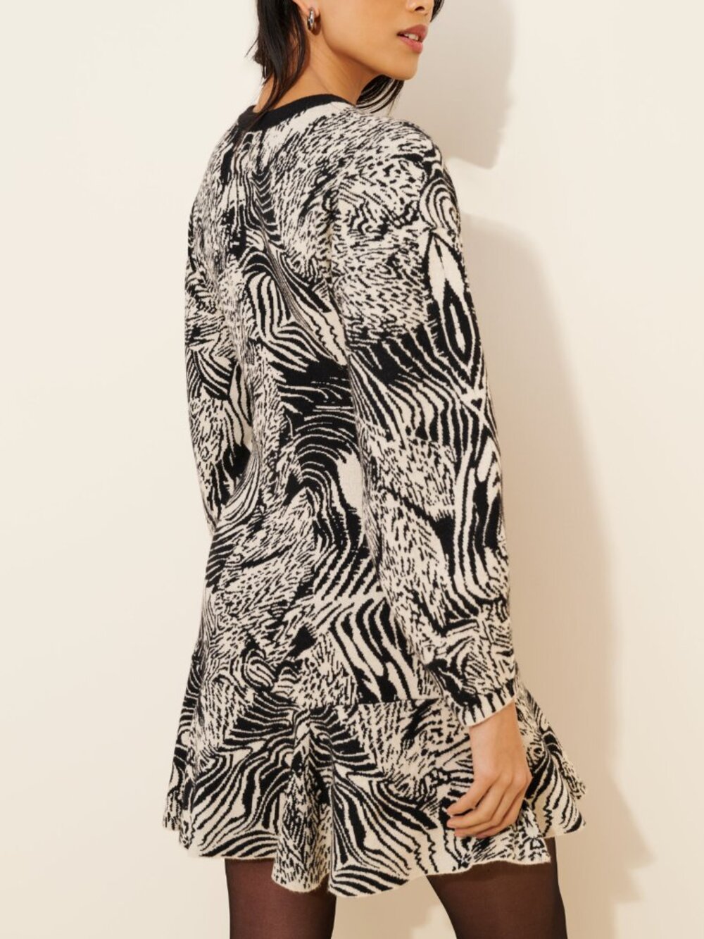 Slim Ruffle Knit Mini Dress - Picture 2 of 6